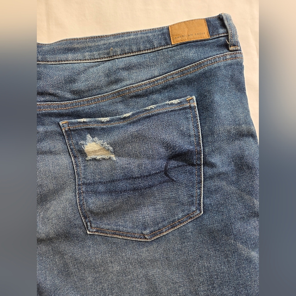 Size 22 American Eagle Outfitters Ripped Blue Boyfriend Jeans - Picture 5 of 8